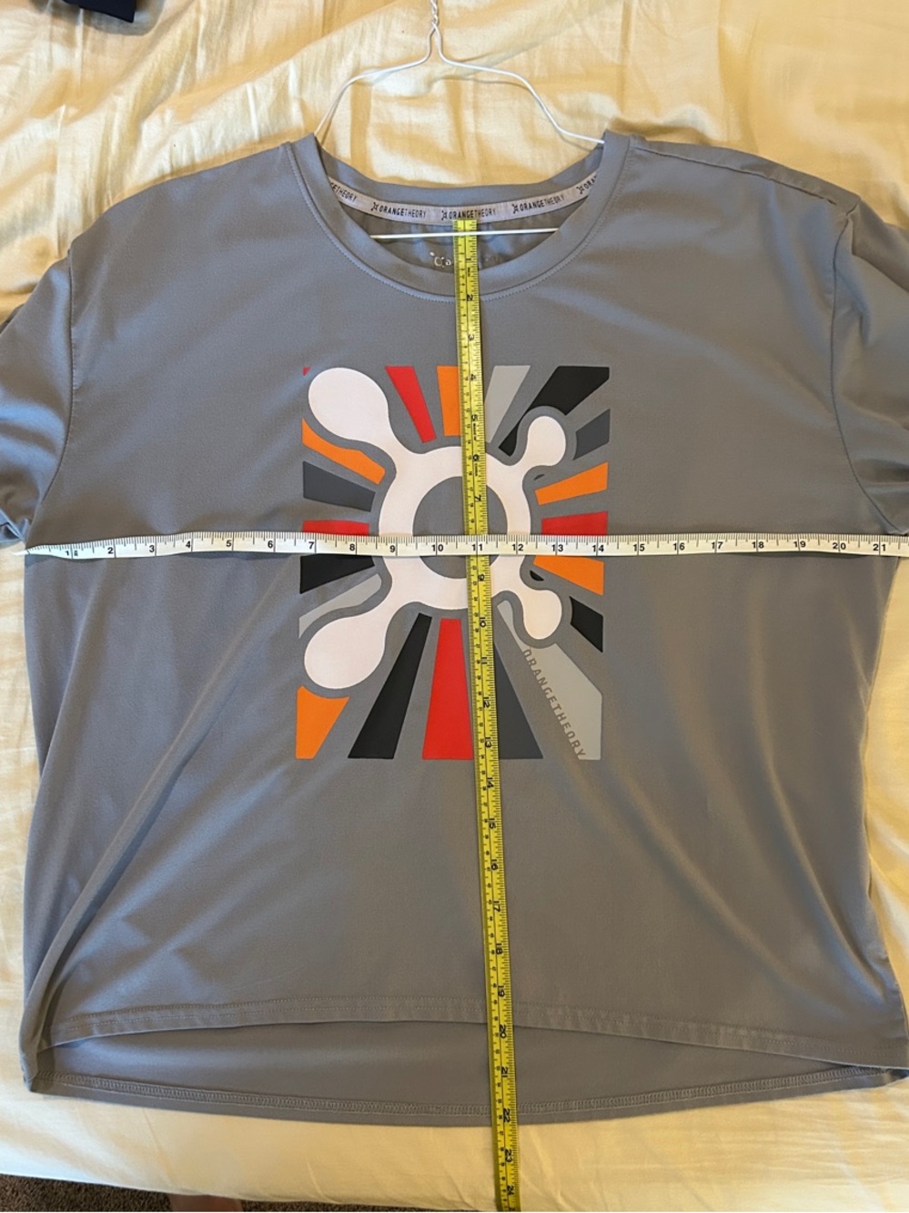 OrangeTheory Boxy Gray Short-Sleeve Women's Top - performance material - Picture 5 of 5